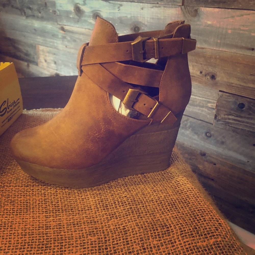 Tan boot wedges